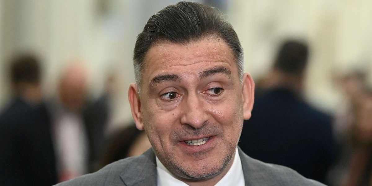 ilie-dumitrescu-a-uitat-de-prietenii-si-i-a-spus-o-pe-fata-trebuie-sanctionat-nu-are-nicio-scuza.jpg - Presa360