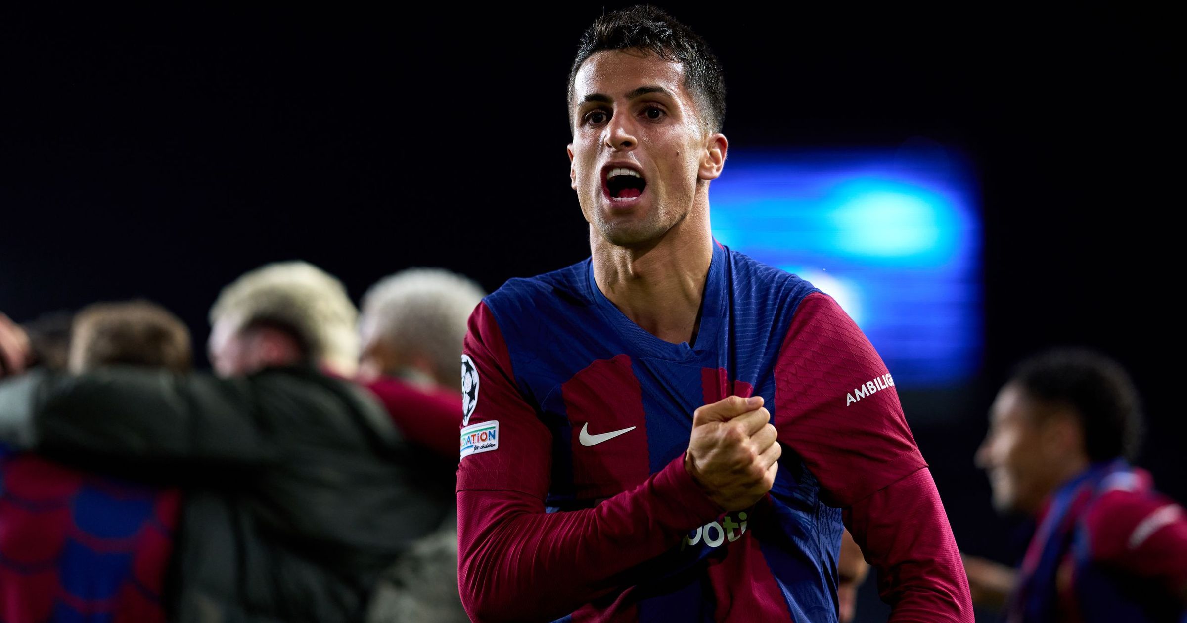 Barcelona își intensifică eforturile pentru transferul lui Cancelo!