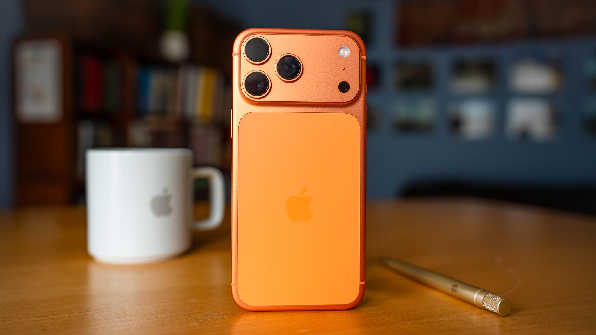 iPhone 17 Pro și AirPods Pro, achiziții publice la Universitatea Agronomică și Centru Sănătate Mintală din Capitală