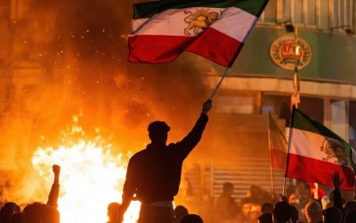 iran-proteste-steag-foc.jpg - Presa360