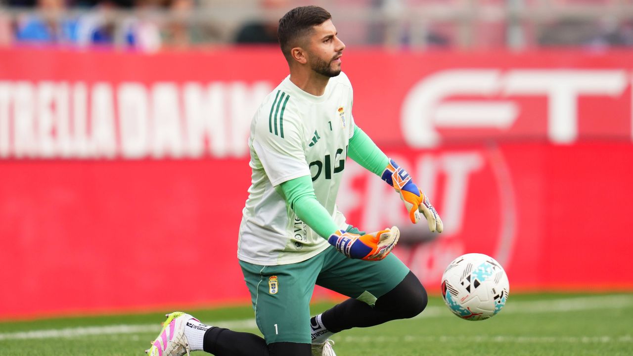 Horațiu Moldovan, într-o situație incertă la Real Oviedo Portarul român Horațiu Moldovan traversează o perioadă de incertitudine la clubul spaniol Real Oviedo