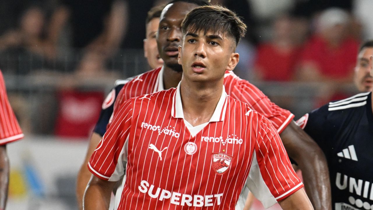 Alexandru Musi, o promisiune strălucitoare în fotbalul românesc Într-o perioadă în care transferurile de iarnă se impun în discuțiile iubitorilor de fotbal, Alexandru Musi se profilează ca o potențială vedetă a acestei sesiuni de mercato