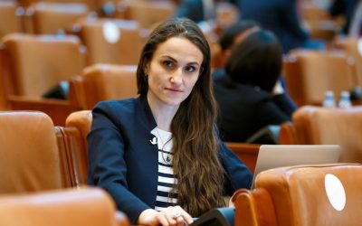 oana-toiu-usr-parlament-e1657040805130.jpg - Presa360