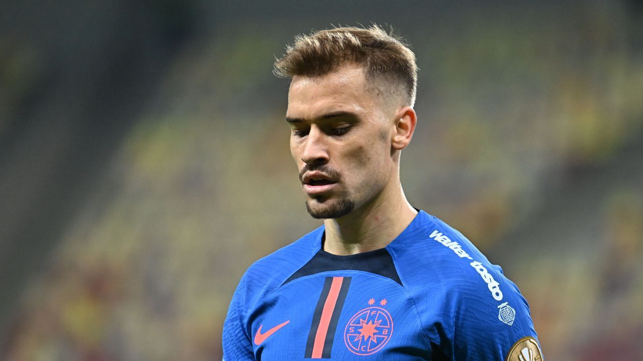 Craiova și FCSB: Duelul titanic se reia pe terenul oltenilor Universitatea Craiova și FCSB, două dintre cele mai titrate echipe din fotbalul românesc, se pregătesc să se întâlnească într-un meci care promite intensitate și emoție