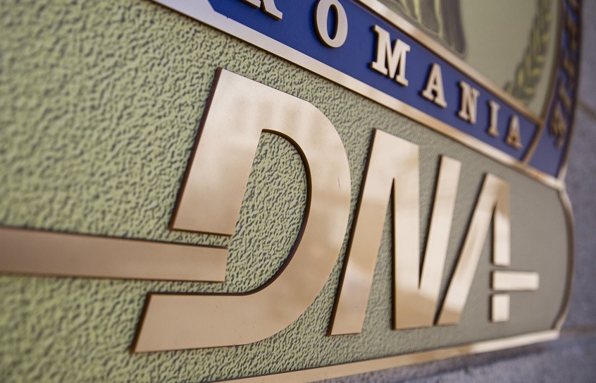 sigla-dna-InquamPhotos-Liviu-Florin-Albei.jpg - Presa360