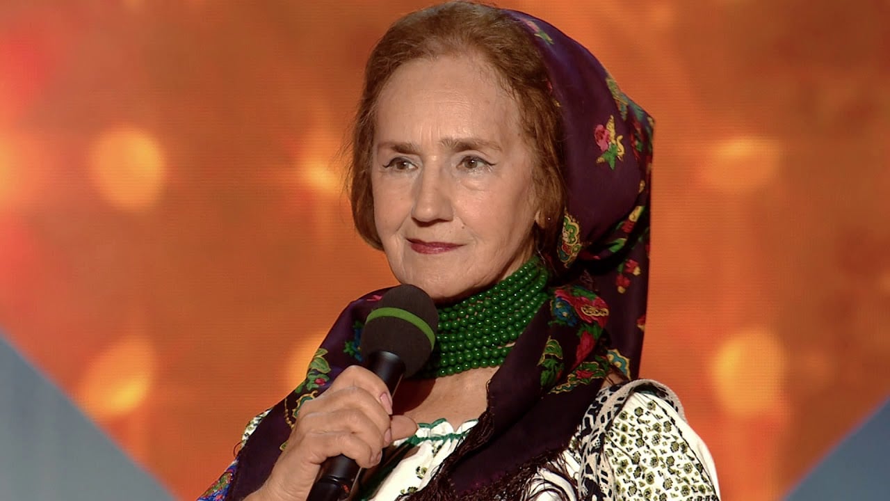 Sofia Vicoveanca, internată de urgență într-un spital din Suceava Cântăreața de muzică populară Sofia Vicoveanca, în vârstă de 84 de ani, a fost internată de urgență la Spitalul Clinic Județean de Urgență „Sf