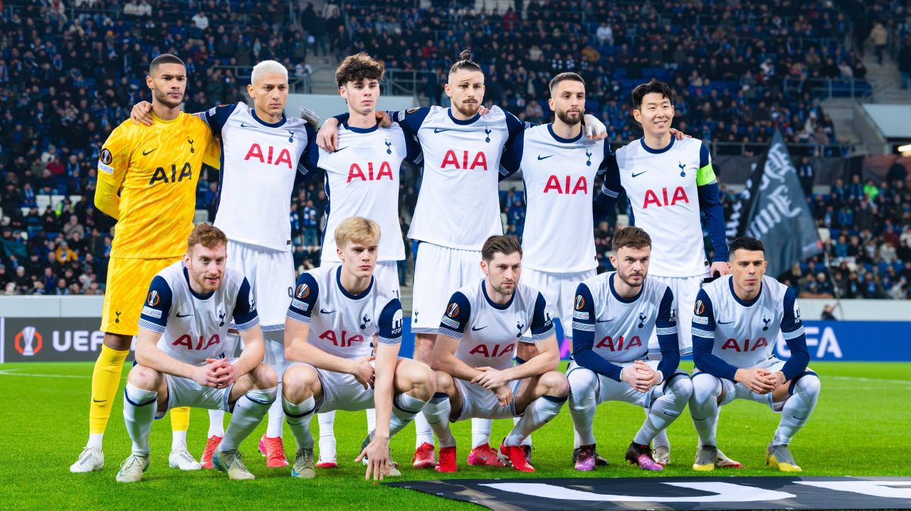 Richarlison, lovitură grea pentru Tottenham: absenteism de două luni Accidentare în contextul unei sezoane dificile Într-o perioadă deja complicată pentru echipa sa, Tottenham Hotspur primește o veste nefavorabilă: starul brazilian Richarlison va fi indisponibil pentru aproximativ două luni, după ce a suferit o accidentare la mușchii ischiogambieri