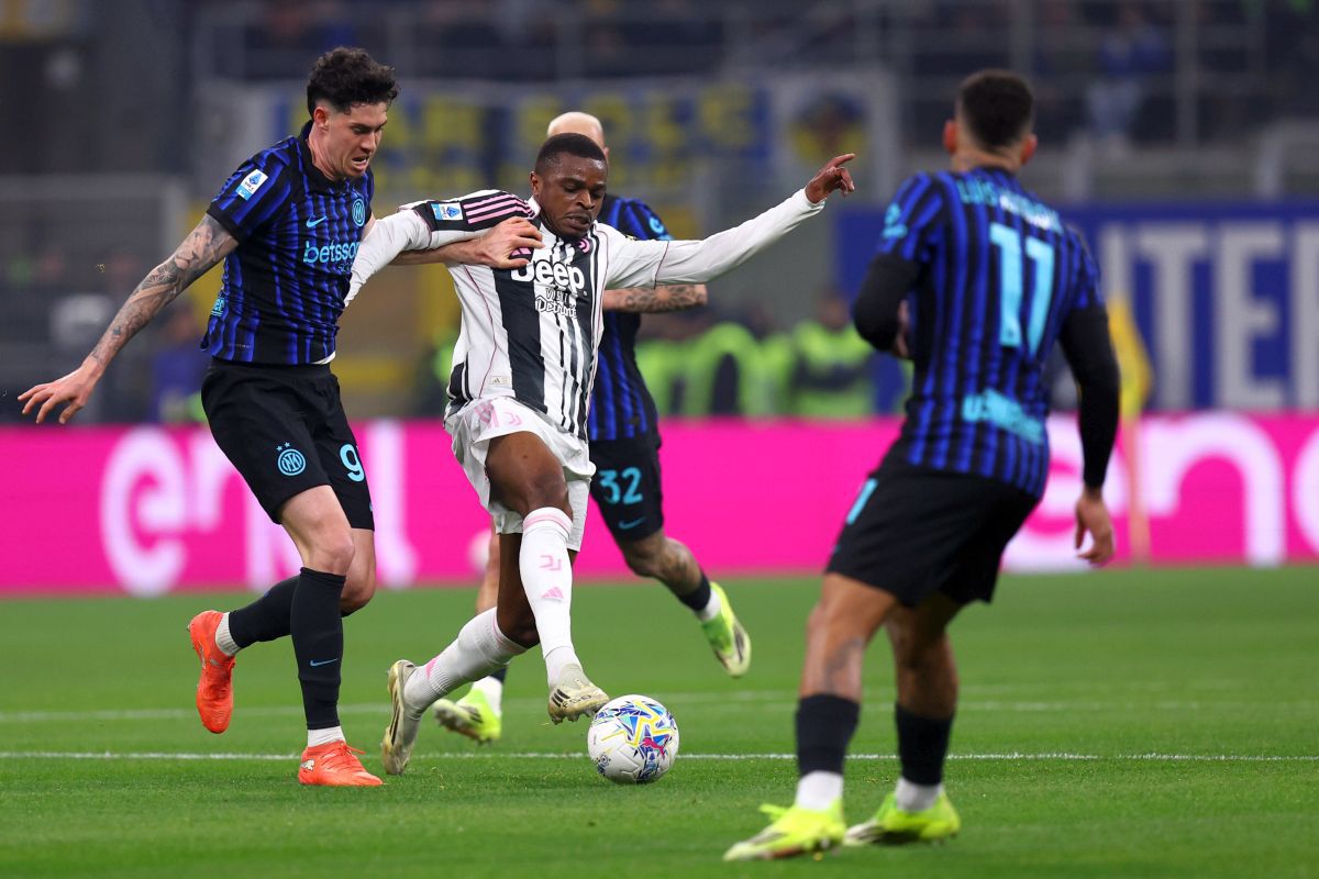 Eliminare controversată pentru Kalulu în meciul Inter - Juventus În cadrul meciului de sâmbătă seara, dintre Inter și Juventus, un moment controversat a marcat prima repriză