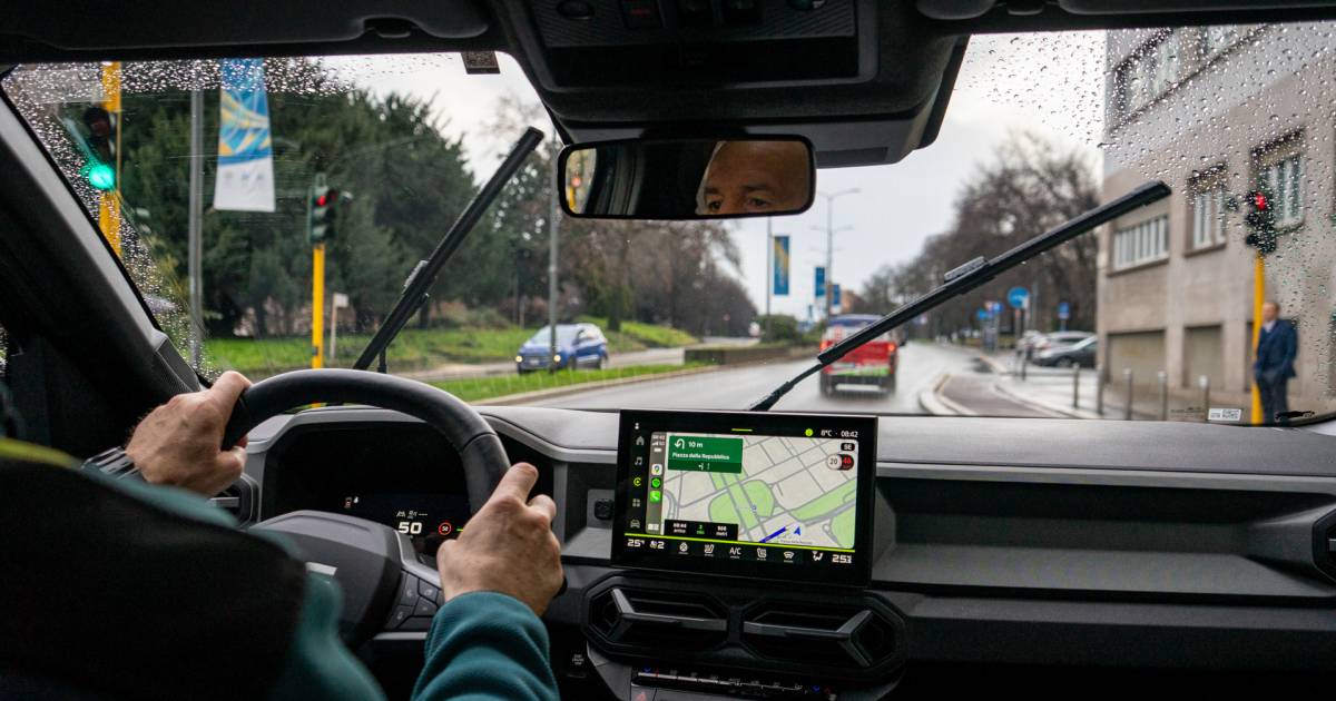 "Milano Cortina 2026: Cercul de aur al mobilității s-a deschis" Milano, 6 februarie 2026 – La inaugurarea Jocurilor Olimpice de Iarnă, orașul Milano a demonstrat o mobilitate surprinzător de fluidă, datorită deciziilor luate de autorități