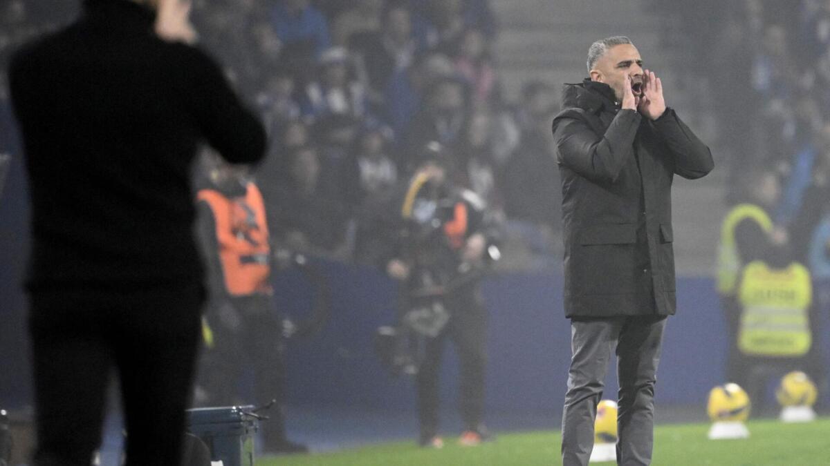Trei puncte esențiale pierdute în fața FC Porto Într-o confruntare tensionată, echipa gazdă a reușit să obțină un punct prețios împotriva FC Porto, dar fără a putea să se bucure pe deplin de rezultat