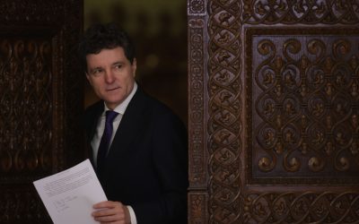 Nicușor Dan va pleca către Washington într-un context complicat provocat de vremea nefavorabilă Primarul general al Capitalei, Nicușor Dan, urmează să plece miercuri spre Washington, într-o vizită oficială anunțată cu câteva zile în urmă, dar planificată în condiții dificile din cauza viscolului care a paralizat primii pași ai săptămânii