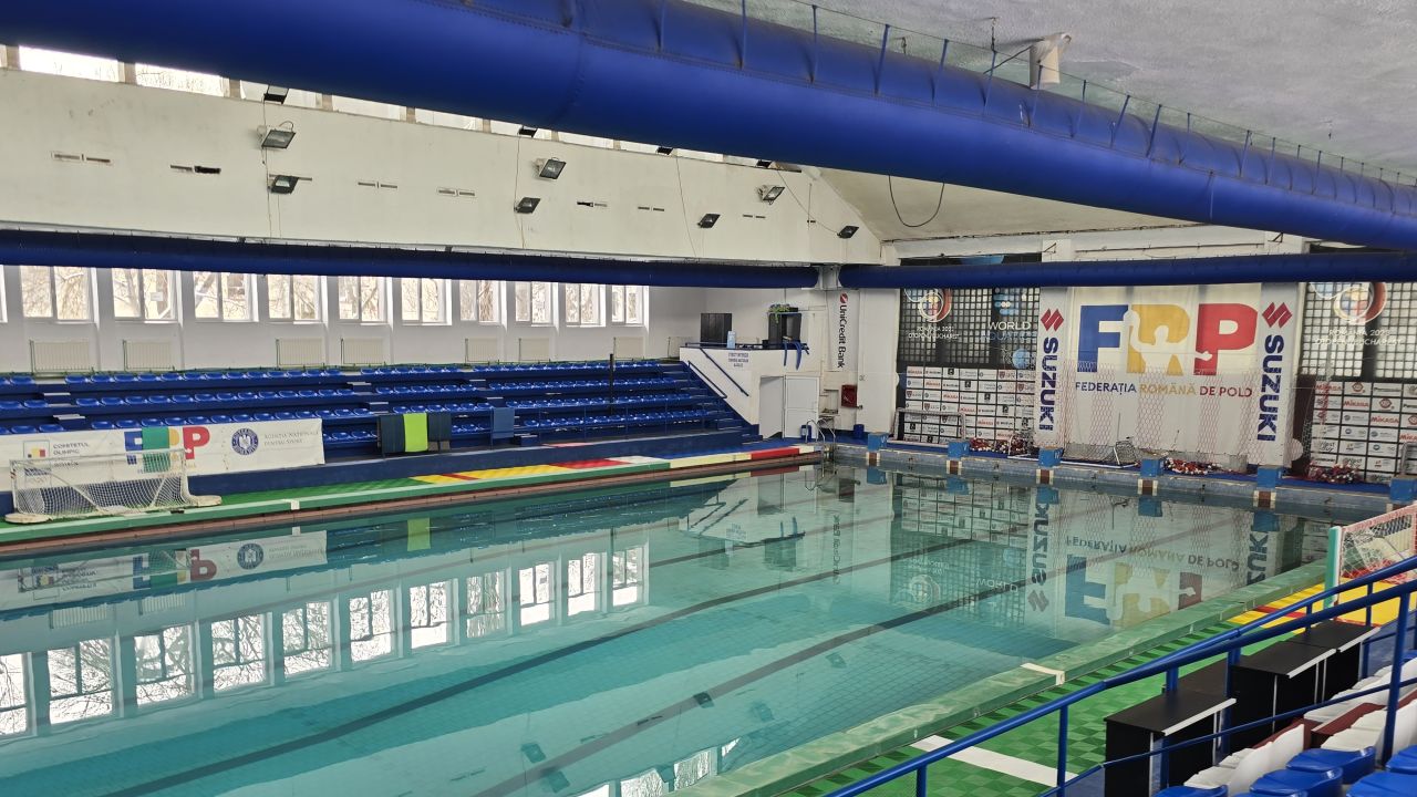 Bazinul Floreasca—Leagănul Polo-ului Românesc Bazinul Floreasca din București, cunoscut drept „leagănul poloului românesc”, a avut un rol esențial în dezvoltarea acestui sport în țara noastră