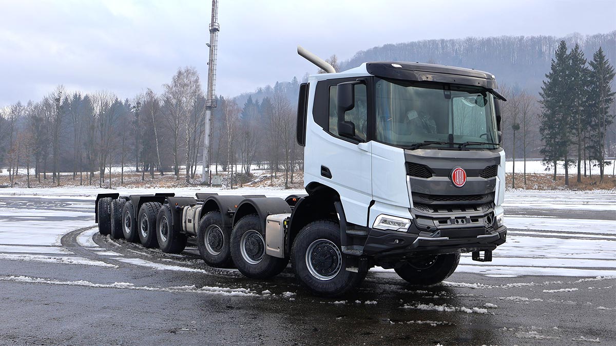 Tatra lansează primul camion 16x16 din istoria sa pentru Australia Producătorul ceh de camioane Tatra a anunțat cu mândrie lansarea unui camion 16x16, un vehicul impresionant ce va fi livrat unei companii de telecomunicații din Australia