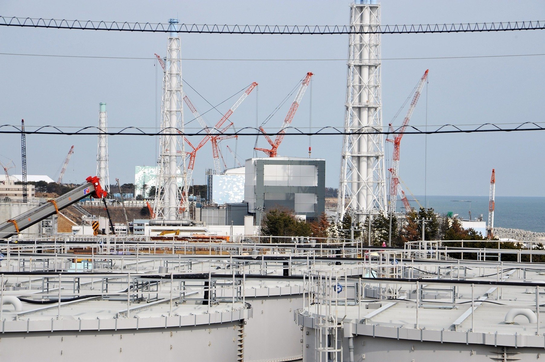 Reactor al celei mai mari centrale nucleare din lume, Fukushima Daiichi, repus în funcțiune după o oprire temporară Centrala nucleară Fukushima Daiichi, cea mai mare și mai cunoscută dintre cele 54 de centrale nucleare din Japonia, a fost readusă la funcționare în această săptămână, după o întrerupere temporară survenită în luna ianuarie