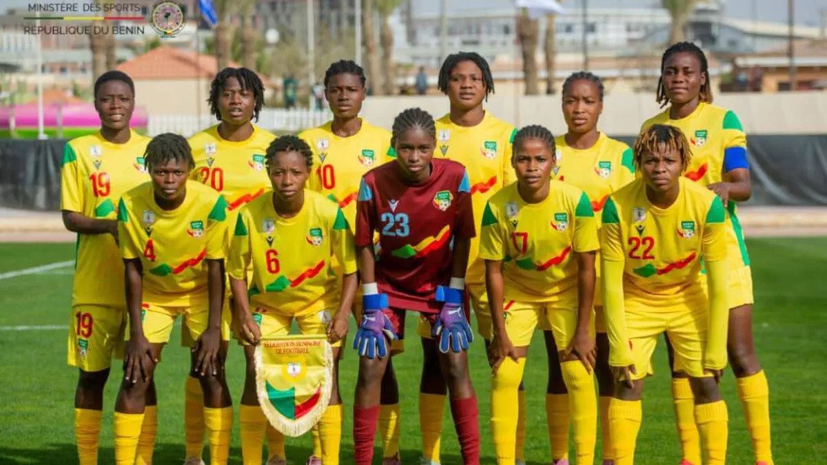 Amazoanele din Benin visează la marea victorie Visul Echipei Naționale de Fotbal Femei U20 din Benin continuă să prindă contur după ce acestea au obținut o victorie crucială în fața Egiptului, scor 1-0, în cadrul calificărilor pentru Cupa Mondială U20