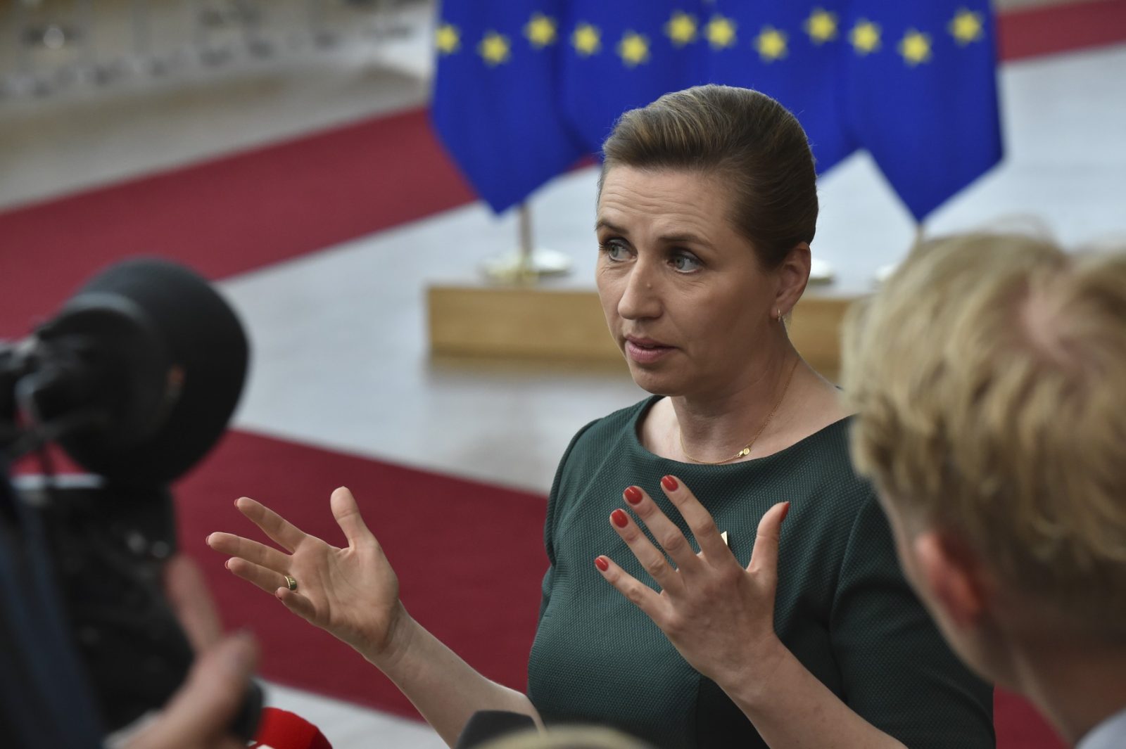 Europa trebuie să-și întărească rapid capacitatea de reacție în fața crizelor multiple, avertizează premierul Danemarcei, Mette Frederiksen, într-un discurs dur adresat liderilor europeni