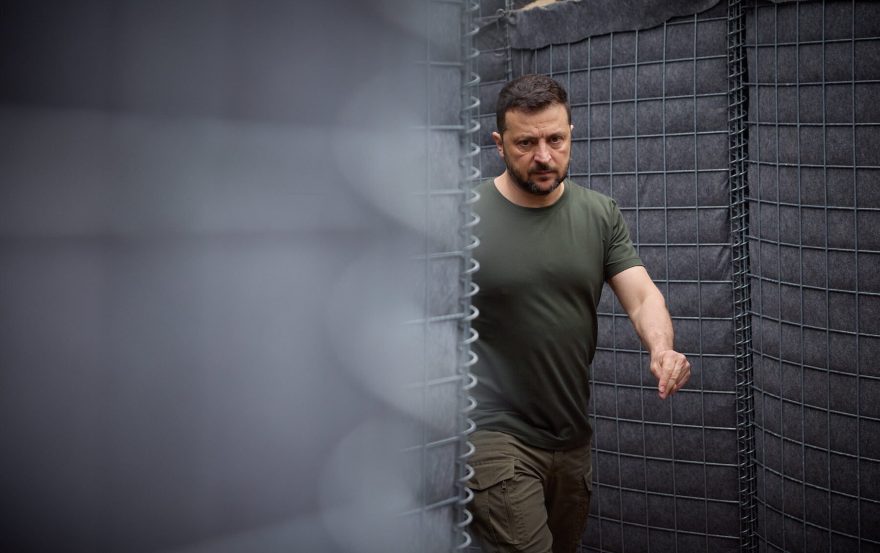 Ucraina pregătește o nouă rundă de negocieri cu Rusia și SUA, focus pe terenul disputat Președintele Ucrainei, Volodimir Zelenski, a anunțat miercuri intenția Kievului de a relua discuțiile cu Rusia și Statele Unite într-o nouă rundă de negocieri, programată să aibă loc cel mai probabil marți sau miercuri