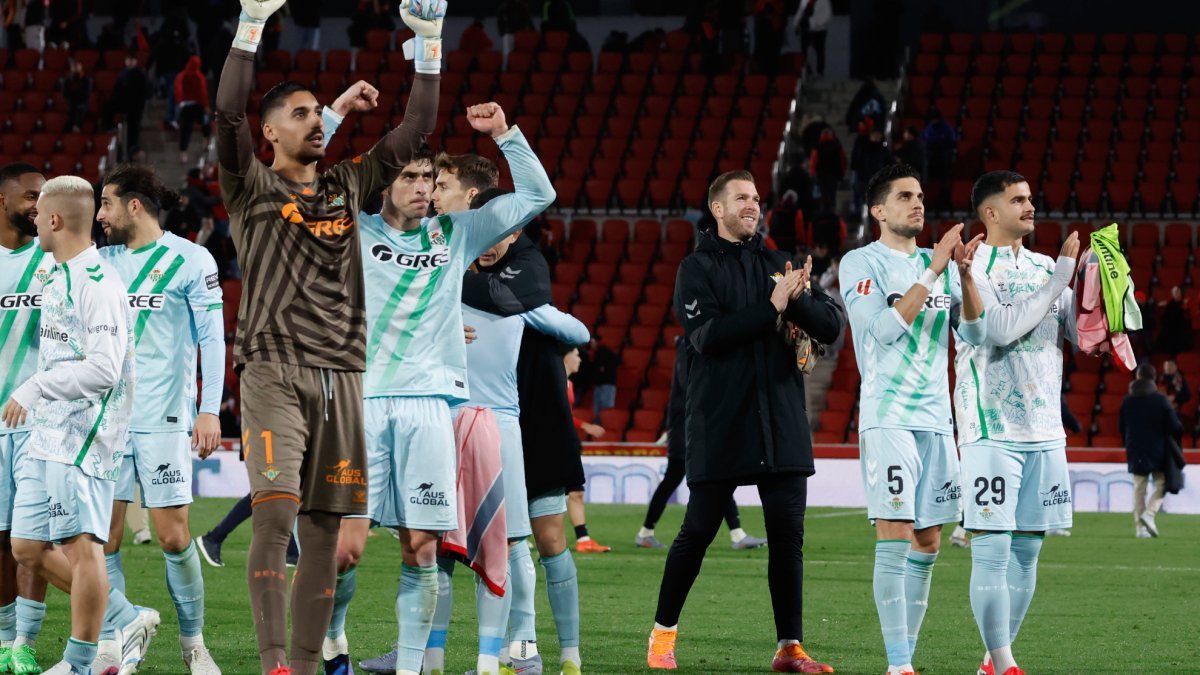 Betis își continuă ascensiunea în LaLiga: O victorie crucială la Mallorca În etapa a 24-a din LaLiga EA Sports, Real Betis a obținut o victorie valoroasă pe terenul celor de la Mallorca, scor 2-1