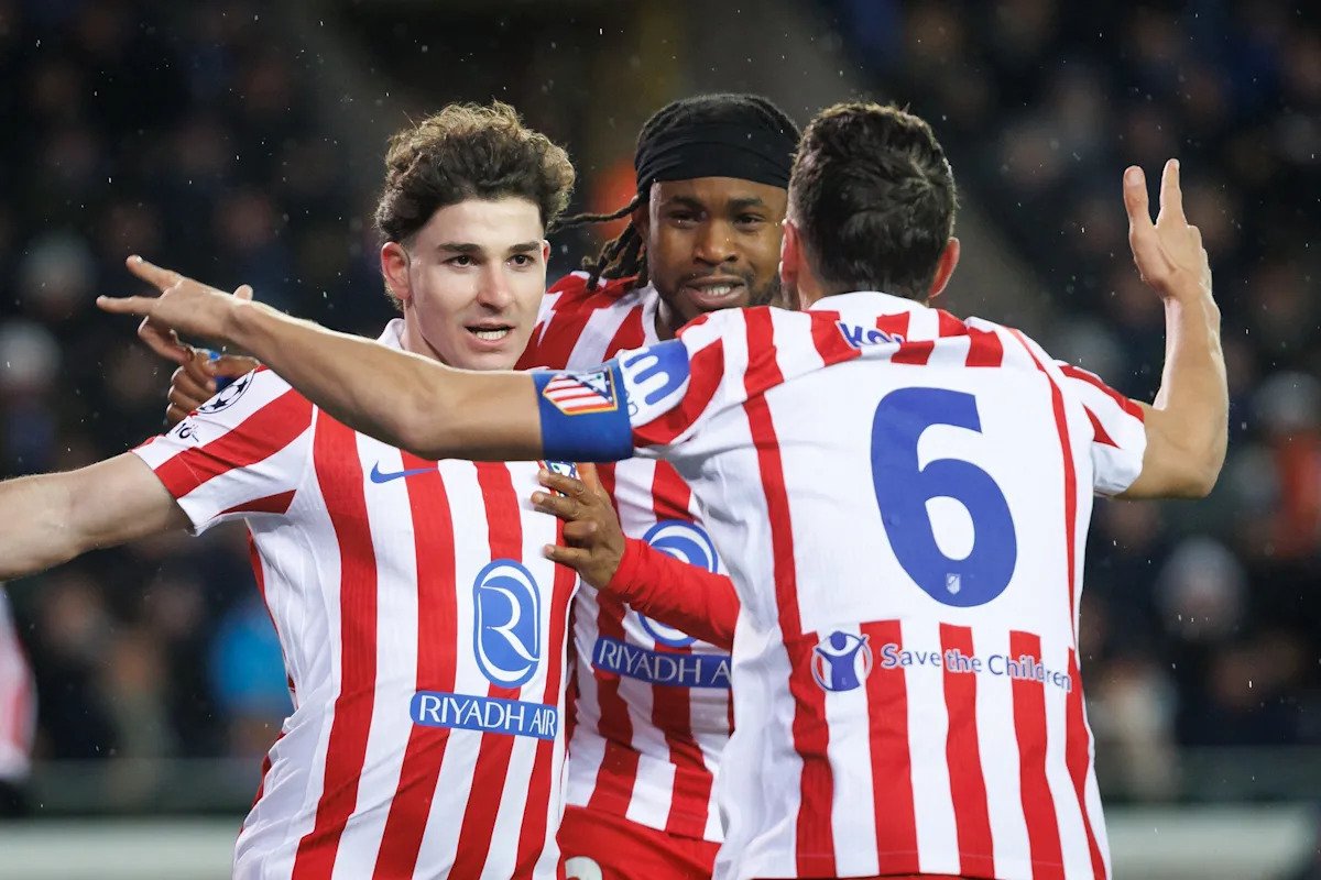 Atlético Madrid își impune dominanța în fața lui Club Brugge Într-o seară de neuitat pentru suporterii lui Atlético Madrid, echipa antrenată de Diego Simeone a deschis drumul spre succes în play-off-urile Ligii Campionilor, impunându-se cu 2-0 în fața belgienilor de la Club Brugge