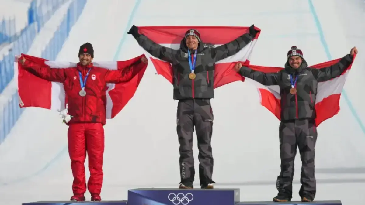 Haemmerle triumfă din nou la Jocurile Olimpice de Iarnă din 2026 Austriacul Alessandro Haemmerle a scris istorie duminică, 12 februarie, la Jocurile Olimpice de Iarnă din 2026, desfășurate în Livigno, Italia, câștigând medalia de aur în proba de snowboard cross