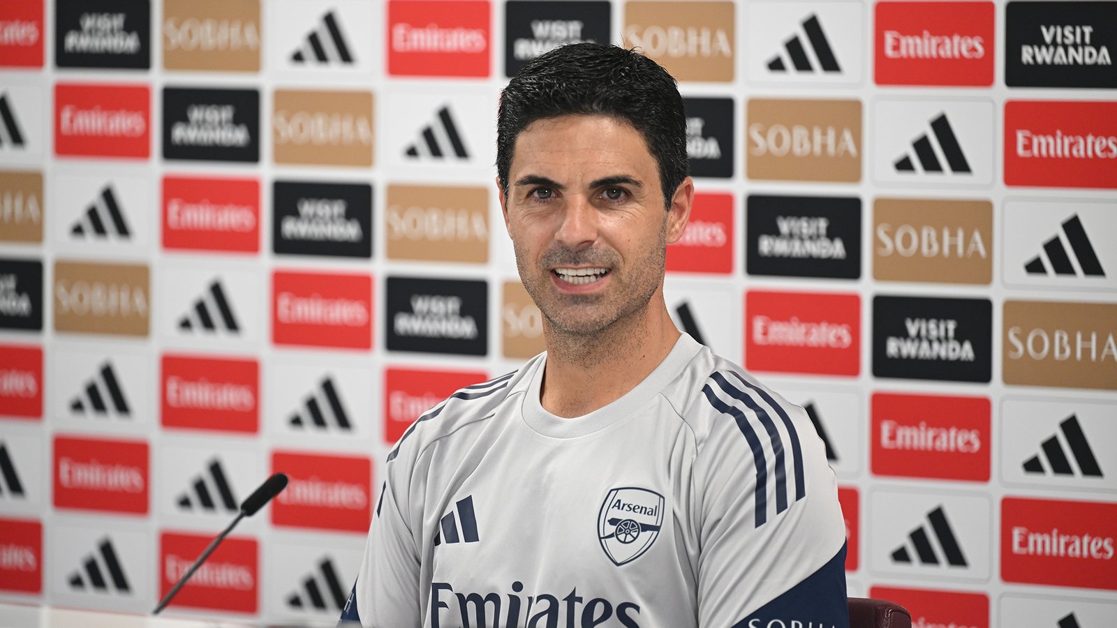 Mikel Arteta, în fața provocărilor de la Brentford: Actualizări despre accidentări și strategii de joc Mikel Arteta, antrenorul echipei Arsenal, a discutat cu presa înaintea confruntării de sâmbătă cu Brentford, în cadrul Premier League