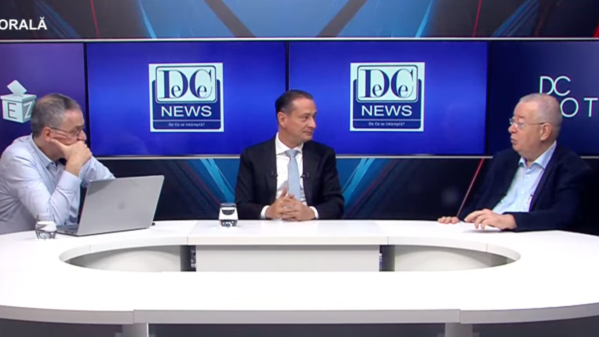 Contract controversat de promovare online atribuit direct firmei controlate de Bogdan Chirieac în Sector 4 În plină controversă privind transparența procesului de achiziții publice, Direcția de Taxe și Impozite Locale Sector 4 a atribuit recent un contract de peste 50.000 de euro pentru servicii de promovare online unei firme controlate de cunoscutul analist de informații, Bogdan Chirieac