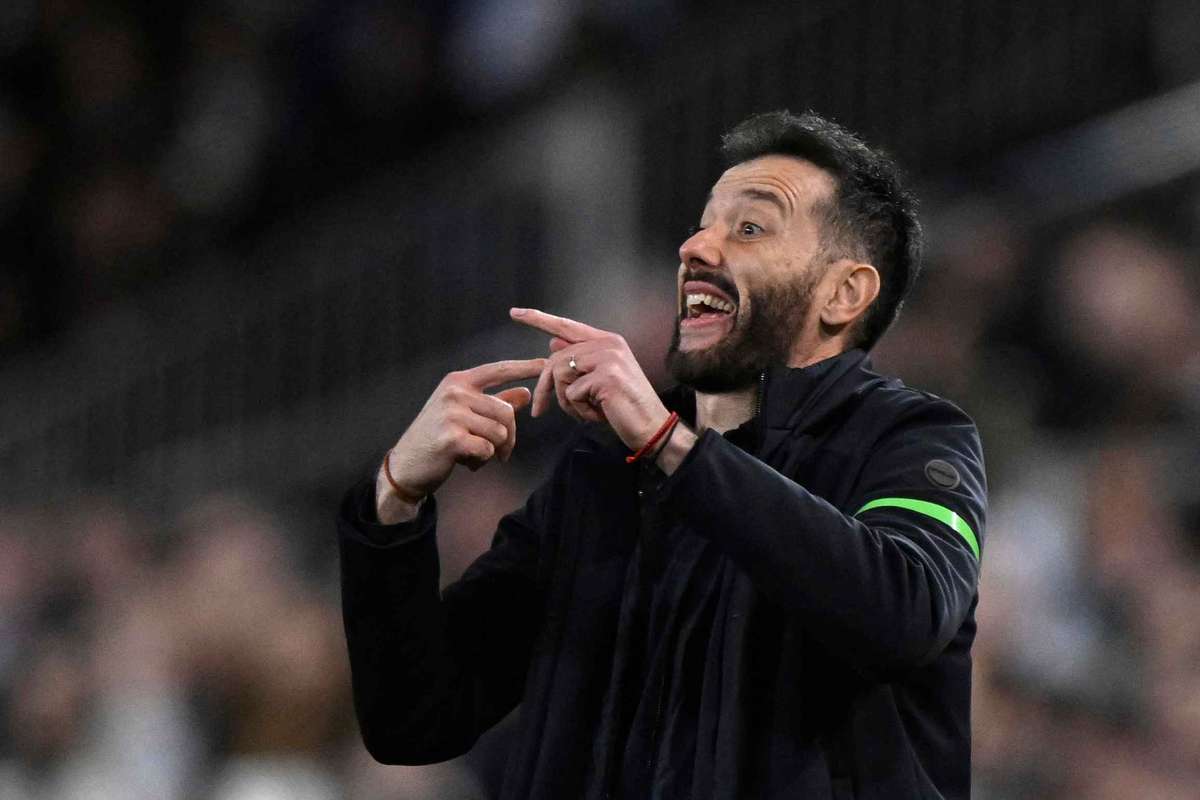 Valencia, la un pas de criza totală după eșecul cu Real Madrid Valencia a pierdut, pe teren propriu, 0-2 în fața celor de la Real Madrid, rezultatul adâncind și mai mult criza în care se află echipa