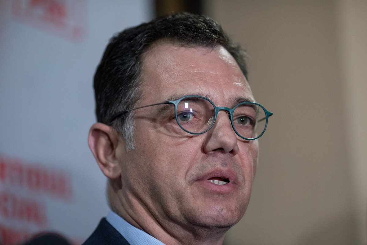 Controverse declanșate de declarații ale unei oficialități PSD: Radu Oprea își cere scuze pentru comparația între concedieri și Auschwitz În mijlocul dezbaterilor publice și politice din ultimele zile, un incident declanșat de o afirmație a unui reprezentant al Guvernului a încălzit spiritele și a readus în discuție limitele discursului public în contextul sensibilităților istorice