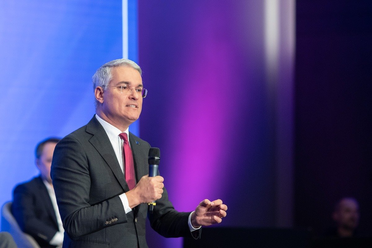 Încrederea Comisiei Europene în România a ajuns la un nivel extrem de scăzut, avertizează oficialii guvernamentali, într-un moment delicat pentru procesul de reformare a sistemului de pensii pentru magistrați