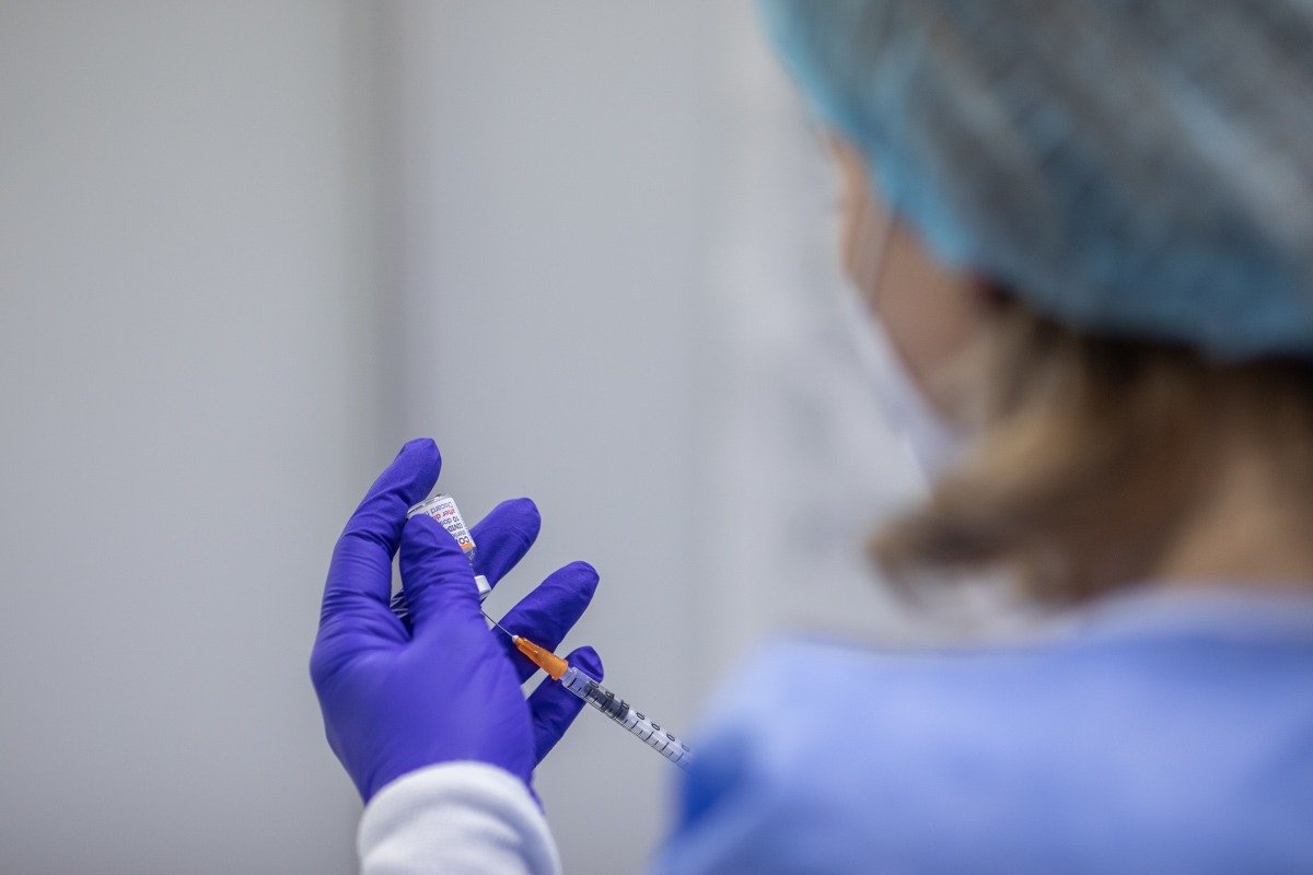 România se confruntă cu cea mai gravă criză a vaccinării din ultimii ani, iar impactul se resimte din plin asupra sănătății publice, în special în ceea ce privește imunizarea copiilor