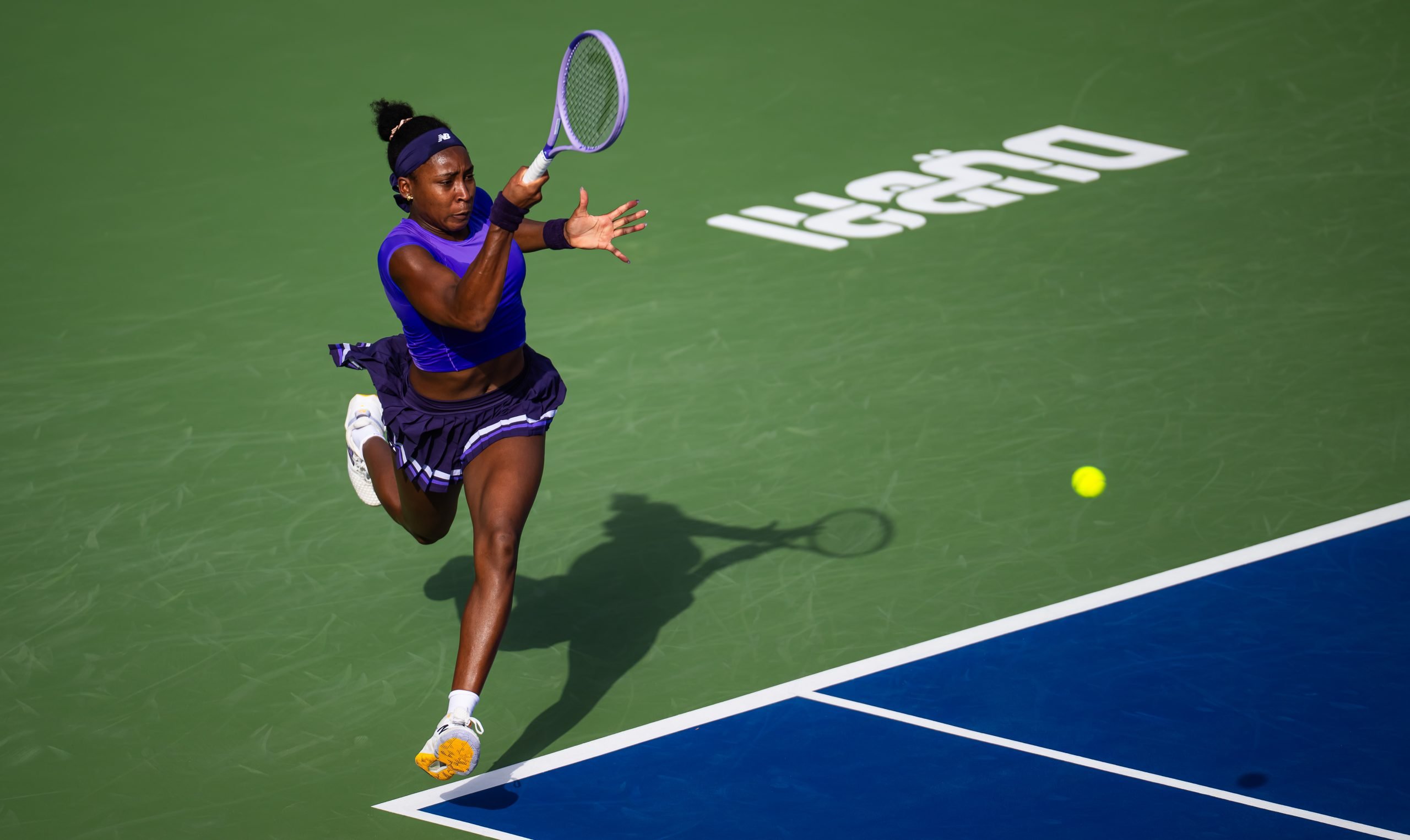 Coco Gauff își ia revanșa în fața Annei Kalinskaya la Dubai Coco Gauff, cap de serie numărul 3, a reușit să avanseze în turul al doilea al Campionatelor de Tenis Dubai Duty Free, după ce a învins-o pe Anna Kalinskaya, cu 6-4, 6-4, în ciuda unor momente dificile în ambele seturi