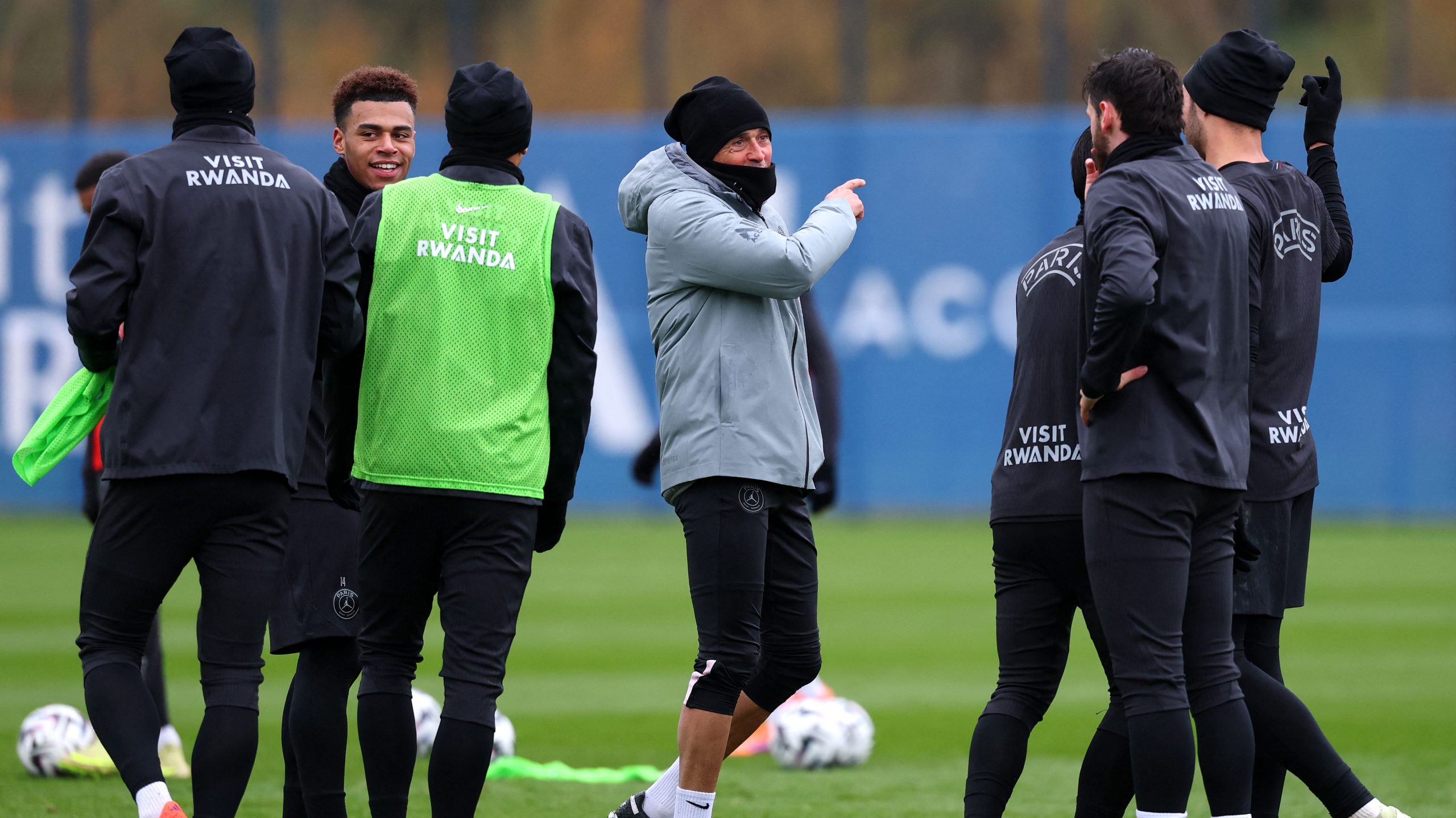 Luis Enrique schimbă echipa PSG înainte de meciul cu Rennes
