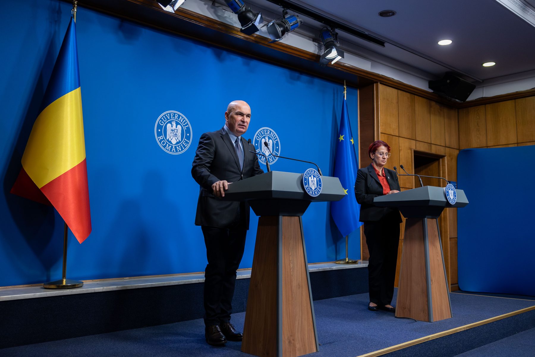 Guvernul reacționează la acuzațiile Liei Savonea privind CCR: „Adevărul nu e ingerință”