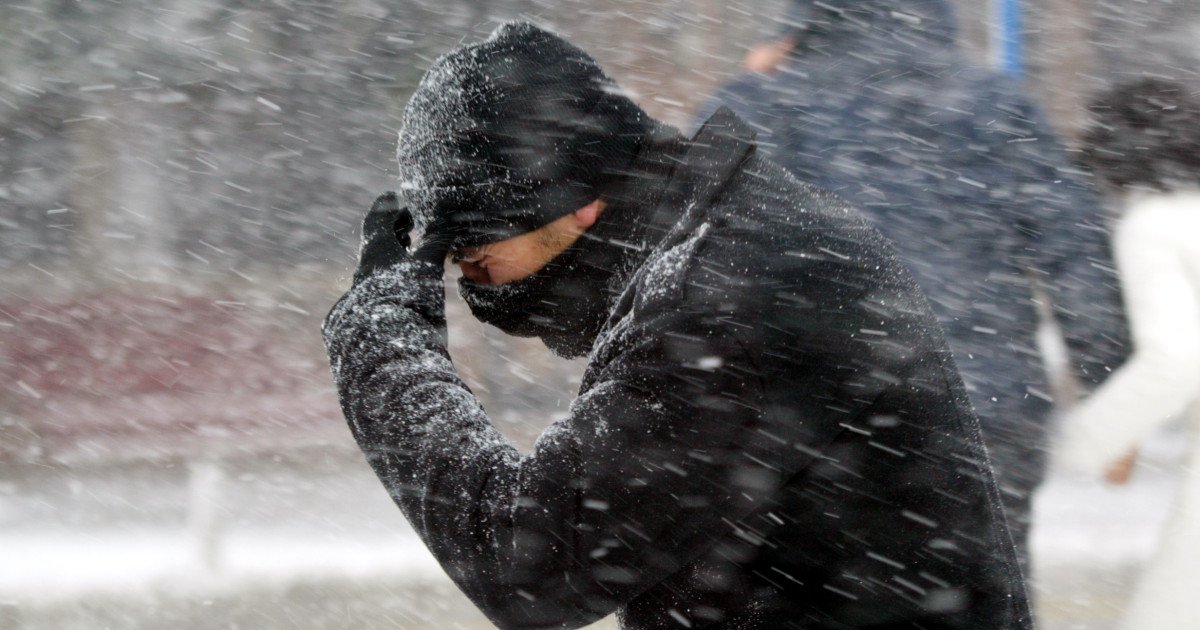 Meteorologii din cadrul Administrației Naționale de Meteorologie (ANM) au emis coduri galbene de vânt și ninsori viscolite pentru mai multe județe din România