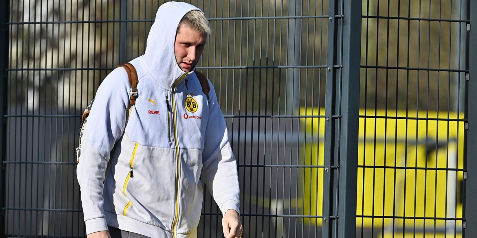 Borussia Dortmund se confruntă cu absențe înaintea meciului cu Heidenheim Borussia Dortmund se pregătește să întâlnească 1