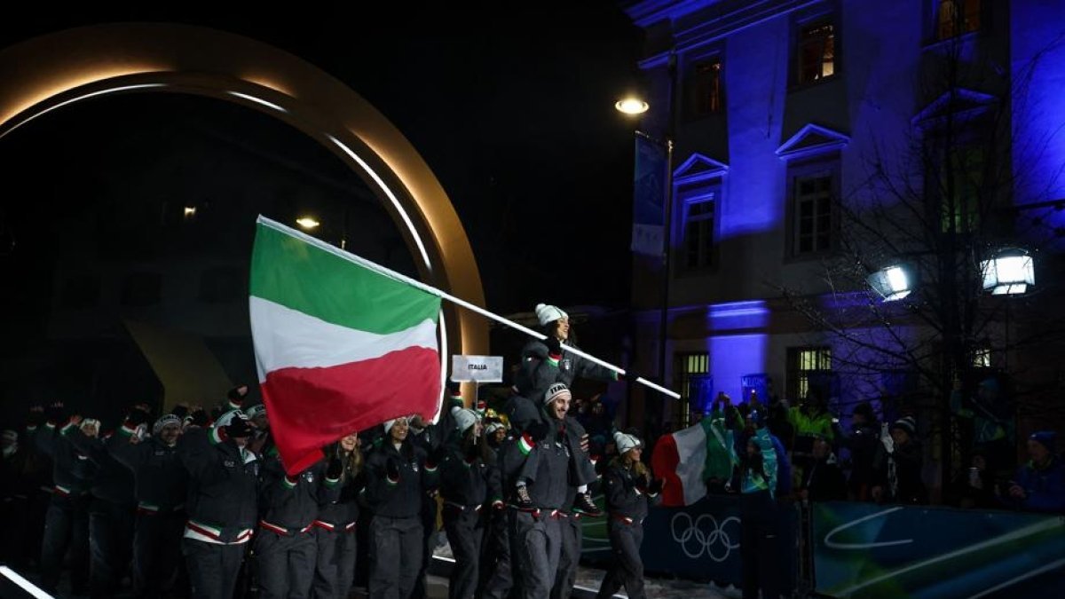Polemicile îngrijorătoare legate de prezența lui Ghali la Olimpiade Controversă în jurul prezenței lui Ghali la ceremonia de deschidere a Jocurilor Olimpice