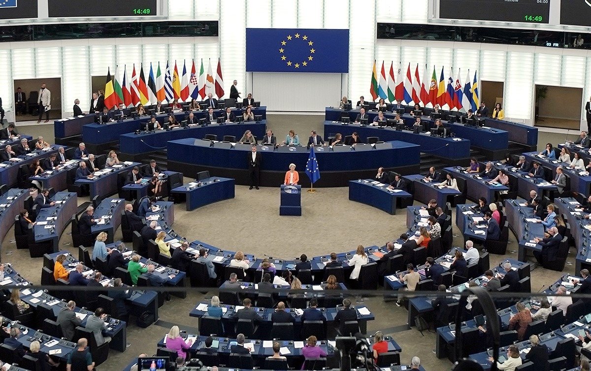 Europarlamentarii au aprobat un pachet de sprijin economic de amploare pentru Ucraina, în contextul conflictului devestic declanșat de Rusia în urmă cu aproape un an