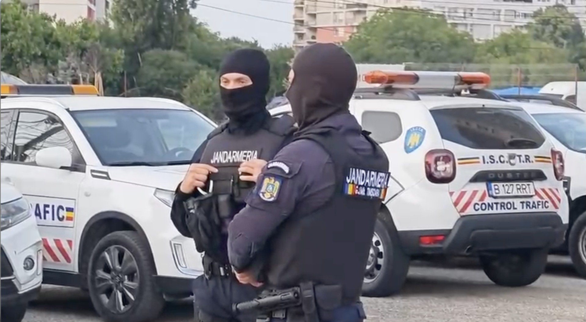 Procurorii Direcției Generale Anticorupție au făcut, marți, un pas semnificativ într-un dosar privind posibile nereguli în atribuirea unui contract de infrastructură rutieră finanțat din fonduri europene, percheziționând sediul Consiliului Județean Bacău