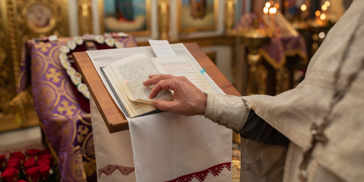 Sfântul Haralambie, prăznuit pe 10 februarie 2026. Obicei respectat de credincioși pentru protecție împotriva bolilor