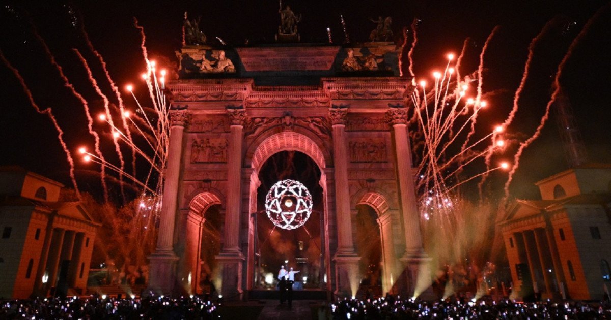 Ceremonia de deschidere a Jocurilor Olimpice de Iarnă Milano–Cortina 2026, un spectacol inedit Ceremonia de deschidere a Jocurilor Olimpice de Iarnă Milano–Cortina 2026 a avut loc vineri seară pe stadionul San Siro din Milano