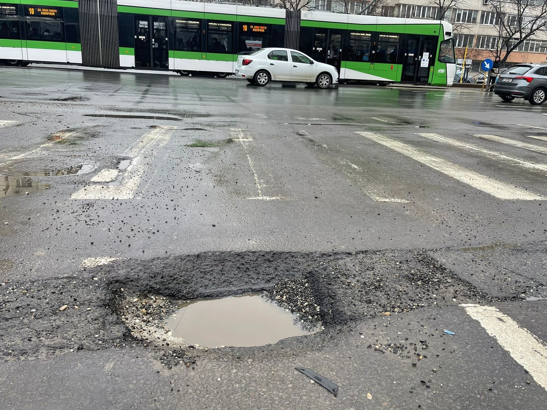 Primăriile din București au primit aproape șase mii de euro după controale amănunțite ale Poliției Rutiere, care au vizat starea drumurilor publice în Capitală