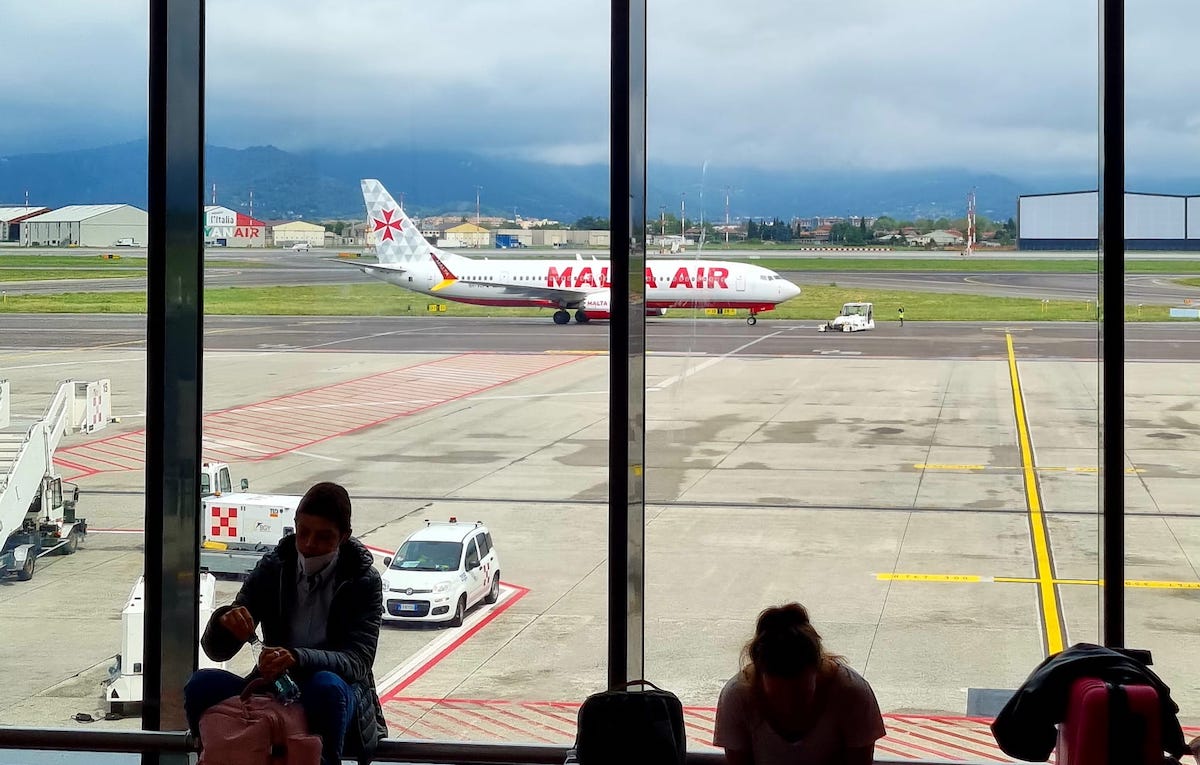 Greva națională din Italia afectează traficul aerian: pasagerii români, avertizați de MAE Cetățenii români care plănuiesc să călătorească, tranziteze sau se află în Italia au motive de îngrijorare în zilele următoare