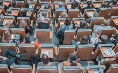 batch_Multime-Studenti-Curs-Amfiteatru-Senat-Consultare-Publica-mikael-kristenson-3aVlWP-7bg8-unspla.jpeg - Presa360