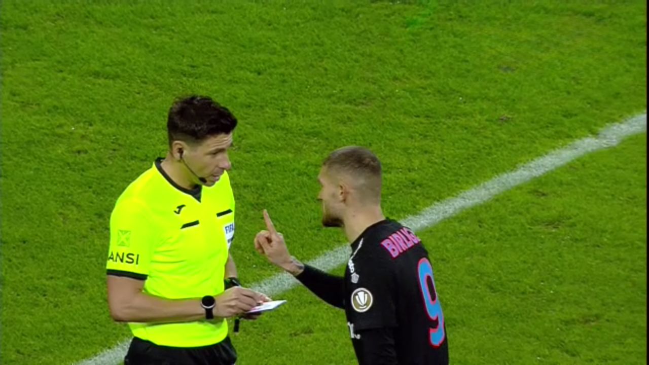 Daniel Bîrligea a încercat să-l copieze pe Bastoni în Craiova – FCSB, Marian Barbu a luat o decizie.