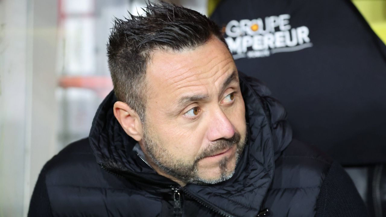 De Zerbi, un nou capitol la Bordeaux: Ambițiile și provocările tehnicianului italian Bordeaux, club cu o istorie bogată în fotbalul francez, se află într-un moment de răscruce, iar numirea italianului Roberto De Zerbi ca nou antrenor aduce o rază de speranță pentru fanii echipei