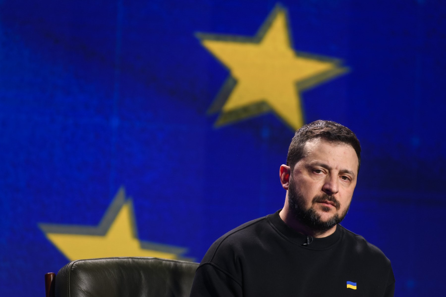 Președintele Ucrainei, Volodimir Zelenski, a făcut un apel ferm pentru ca orice eventual acord de pace în cadrul conflictului cu Rusia să includă un angajament clar și concret privind aderarea țării sale la Uniunea Europeană