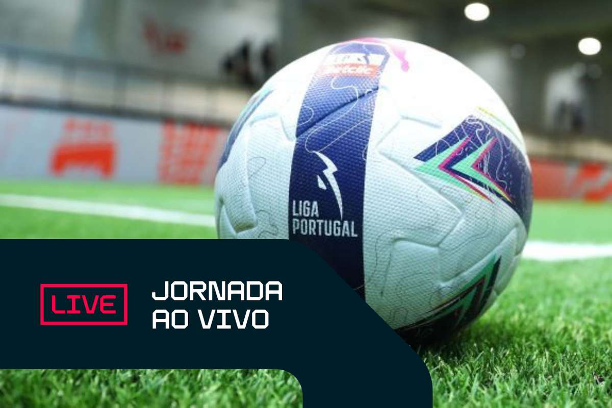 Benfica conduce la pauză în partida cu Santa Clara Benfica a încheiat prima repriză cu un avantaj de 1-0 în fața celor de la Santa Clara, în confruntarea disputată în această seară, în cadrul etapei a 22-a din Liga Portugal