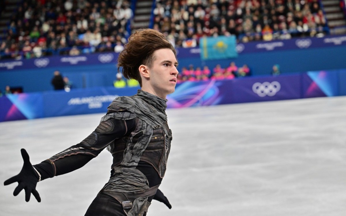 Mikhail Shaidorov, strălucire olimpică pe scena modei Costumul de patinaj artistic al kazahului Mikhail Shaidorov a atras atenția internațională, fiind inclus în selecția prestigioasei publicații Vogue Italia, dedicată celor mai impresionante ținute de la Jocurile Olimpice de Iarnă
