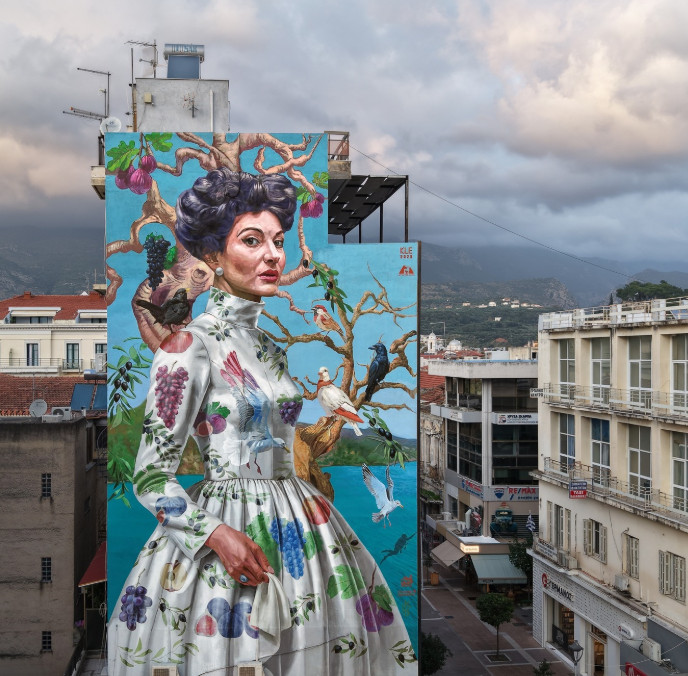 Kalamata, orașul portuar din sudul Peloponezului, reușește din nou să atragă privirile internaționale printr-o inițiativă artistică de excepție, menită să pună în valoare atât patrimoniul local, cât și legendele culturale ale regiunii