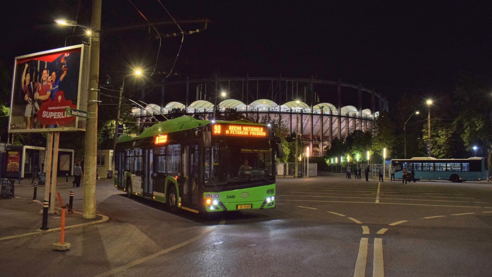 Meciul Dinamo – Unirea Slobozia poate perturba traficul public din Capitală, luni seară O partidă cu implicări importante pe Arena Națională va impune, cel mai probabil, devierea mai multor linii ale transportului public local